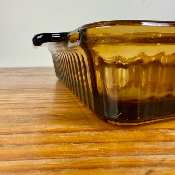 Vintage Anchor Hocking Fire-King Amber Glass Baking Dish - Picture 4 of 11